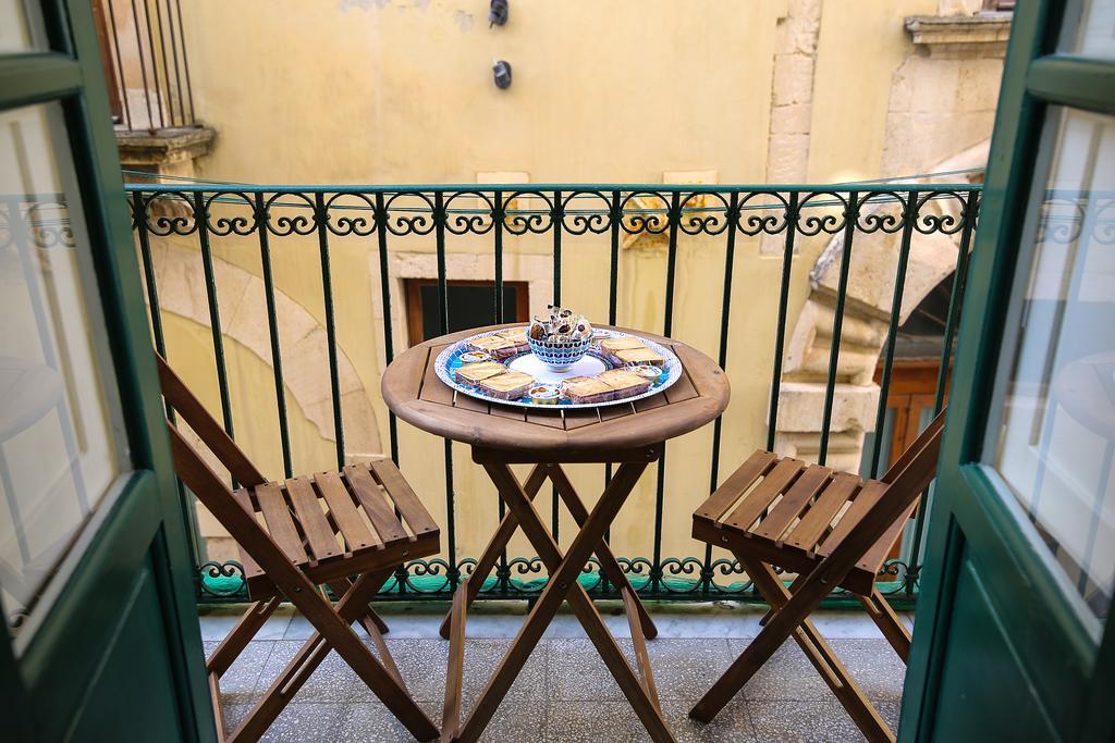 Fausto'S House Appartement Syracuse Buitenkant foto